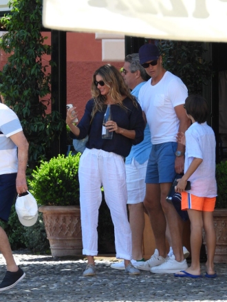 Gisele Bundchen and Tom Brady seen doing some shopping and getting an ice-cream in Portofino with their children Benjamin Rein and John Edward Thomas Moynahan. 29 Jun 2025 Pictured: Gisele Bundchen, Tom Brady, Vivien Lake Brady. Photo credit: Oliver Palombi / MEGA TheMegaAgency.com +1 888 505 6342 (Mega Agency TagID: MEGA873314_001.jpg) [Photo via Mega Agency]