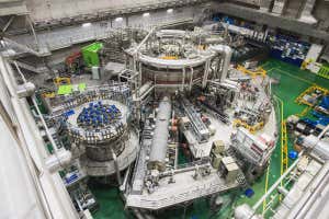 Fusion reactor